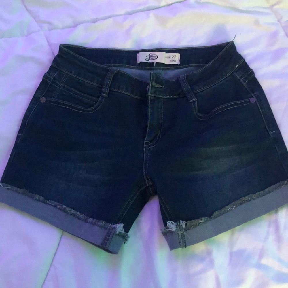 low waisted shorts